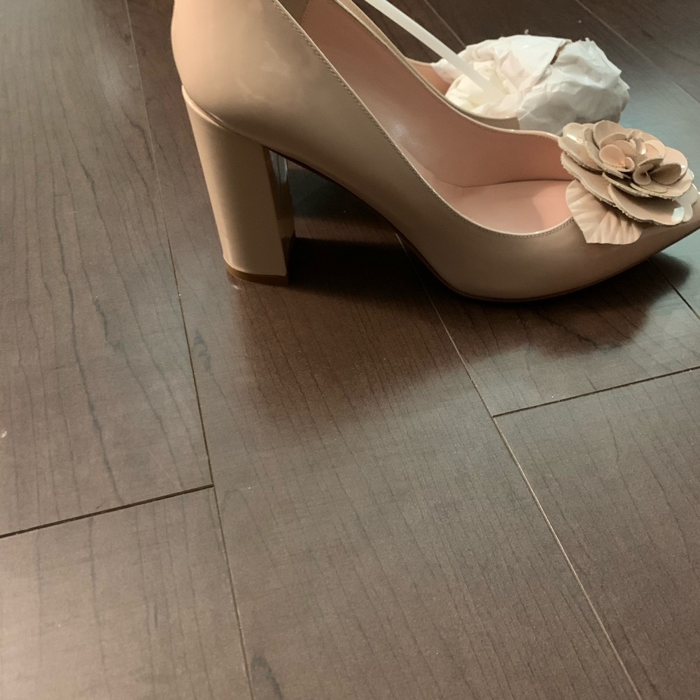 Kate Spade Shoes - Picture 7 of 8